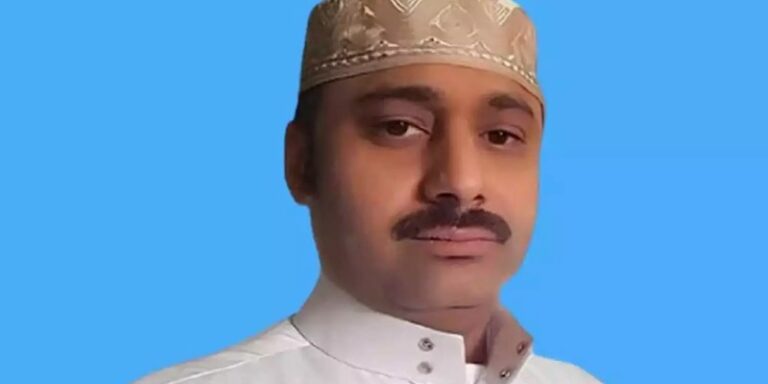 റഹീം മോചന ഫണ്ട്: ബാക്കിയുള്ളത് 12.83 കോടി രൂപ; ആദായനികുതി നടപടികൾക്ക് ശേഷം മറ്റ് ജീവകാരുണ്യ പ്രവർത്തനങ്ങൾക്ക് വിനിയോഗിക്കുമെന്ന് സമിതി IMG_20260706_192625_(800_x_400_pixel)