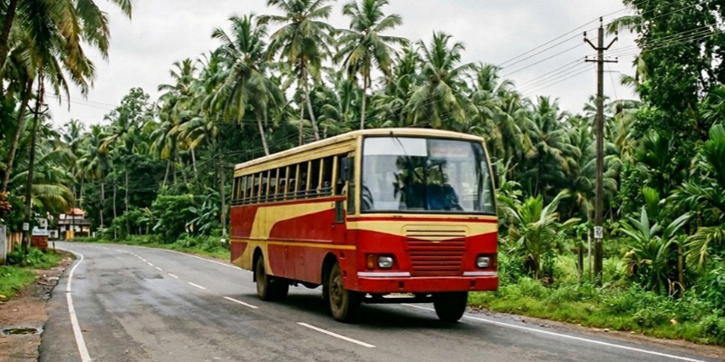 സംസ്ഥാനത്തെ വിദ്യാർത്ഥി ബസ് കൺസെഷൻ പ്രായപരിധി ഉയർത്തി