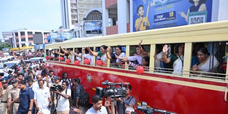 പ്രിയദർശിനി ബസിൽ കണ്ടക്ടർമാരുടെ തട്ടിപ്പ്; പരിശോധന കർശനമാക്കാൻ കെഎസ്ആർടിസി CREATOR: gd-jpeg v1.0 (using IJG JPEG v80), quality = 82?