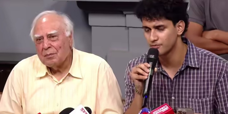 കേന്ദ്ര സർക്കാർ വാക്കുപാലിച്ചില്ല; ഗുരുതര ആരോപണങ്ങളുമായി സിജെപി; കപിൽ സിബലിനൊപ്പം വാർത്താ സമ്മേളനം