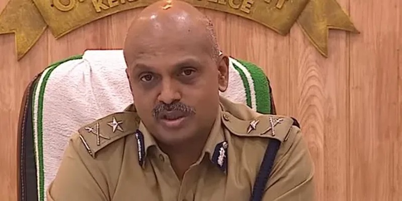 എസ് ശ്രീജിത്തിന്റെ ഡിജിപി സ്ഥാനക്കയറ്റത്തിൽ കടുത്ത വിമര്‍ശനവുമായി ഹൈക്കോടതി