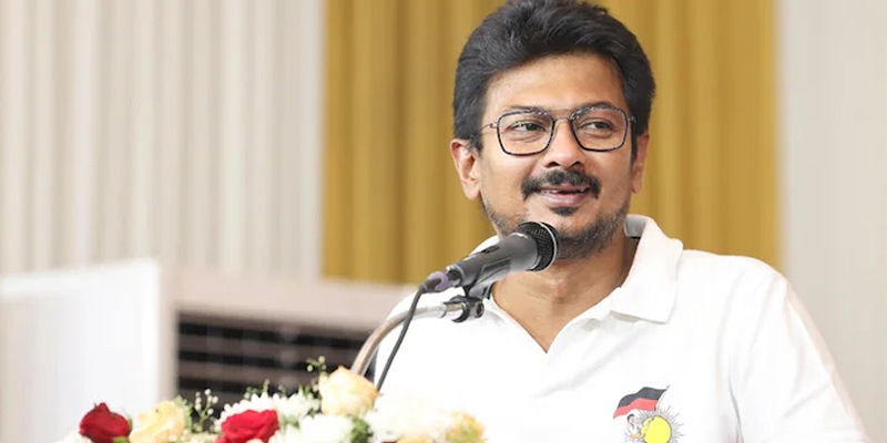 പ്രതിപക്ഷ നേതാവ് കസ്റ്റഡിയിൽ; തൃഷക്കെതിരായ വിവാദ പരാമർശത്തിൽ തമിഴ്നാട്ടിൽ നാടകീയ രംഗങ്ങൾ