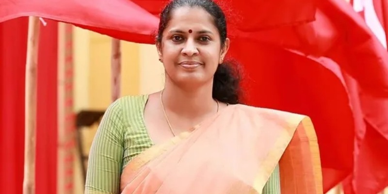 സിപിഎം കേന്ദ്ര നേതൃത്വത്തെ സമീപിച്ച് പിപി ദിവ്യ; ഇടപ്പെട്ട് എംഎ ബേബി